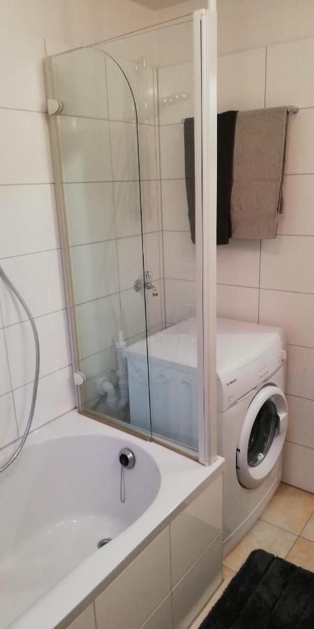 Ferienwohnung Sonnwald Düsseldorf Buitenkant foto